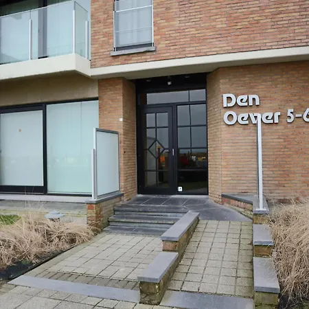 Den Oever V 108 With A View Of The Fairway Apartment Nieuwpoort
