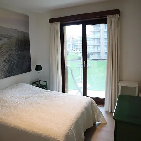 In Near The Marina * Nieuwpoort