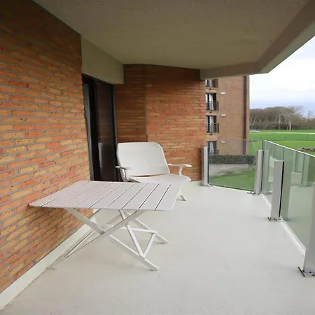 Apartment Den Oever V 108 With A View Of The Fairway Nieuwpoort