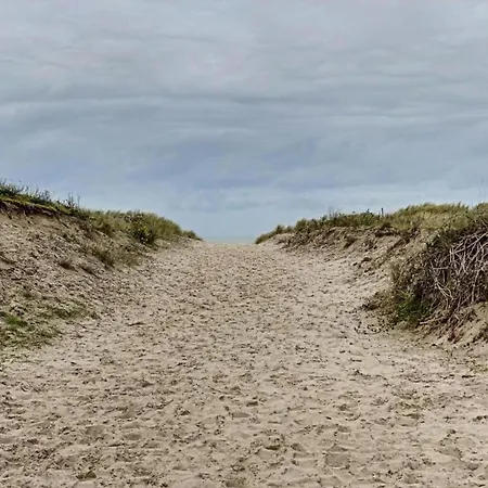 Den Oever V 108 With A View Of The Fairway * Nieuwpoort